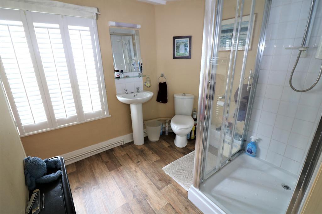 Shower room.JPG