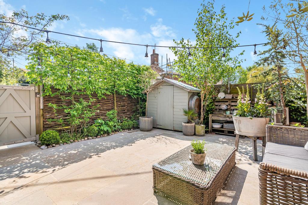 Courtyard Garden