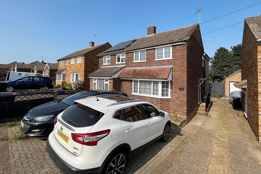 Townfield Road, Flitwick 3 bed semidetached house £350,000