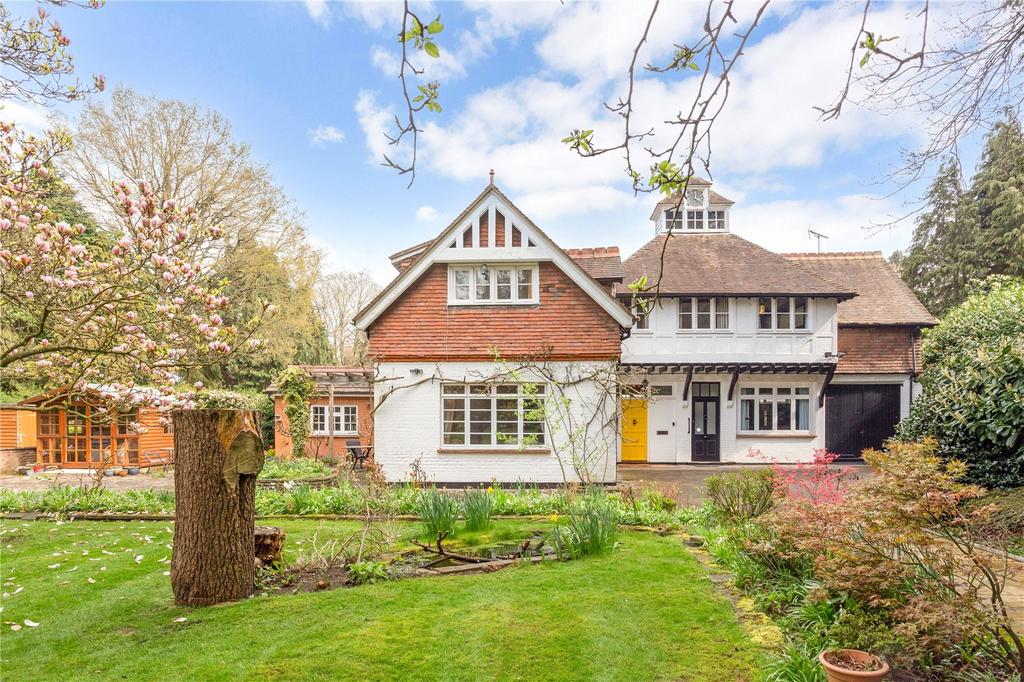 Windsor Road, Ascot, SL5 5 bed detached house £1,595,000