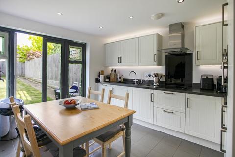 6 Lancaster Corner, Moreton-in-marsh, GL56 0GP