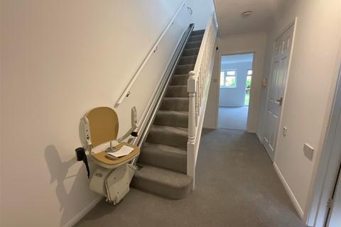 2 bedroom terraced house for sale - Peregrine Gardens, Shirley, Croydon, Surrey
