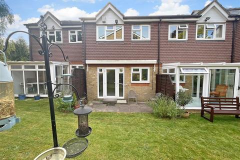 2 bedroom terraced house for sale, Peregrine Gardens, Shirley, Croydon, Surrey