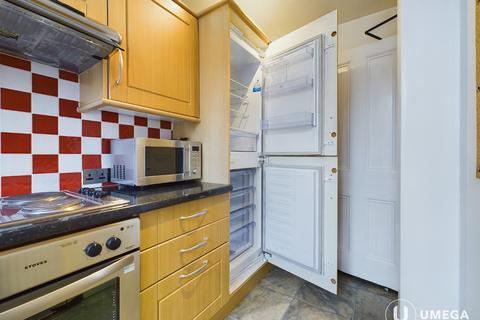 13 Dalgety Avenue, Edinburgh, EH7 5UQ