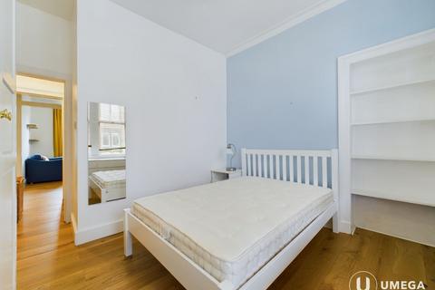 13 Dalgety Avenue, Edinburgh, EH7 5UQ