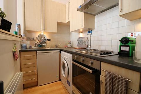 2 bedroom flat to rent, Kensington Gardens Square,  Bayswater, W2
