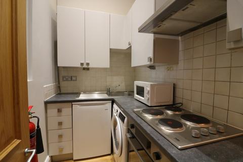 2 bedroom flat to rent, Kensington Gardens Square,  Bayswater, W2