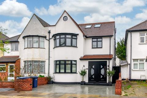 3 bedroom flat to rent, HERVEY CLOSE, FINCHLEY, N3