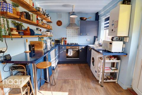 57 Derwent Road, Luton, LU2 0JT
