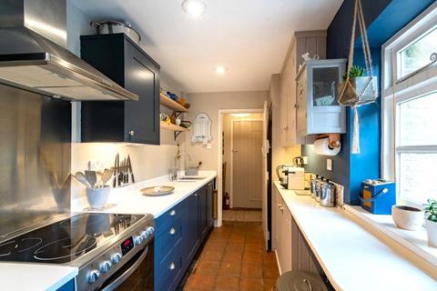 Haddon Cottage, 38 Milton, East Knoyle, Salisbury, SP3 6BJ