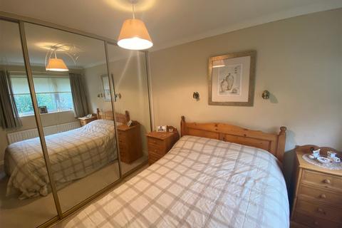 47 Chetwyn Avenue, Royton, Oldham, OL2 5UJ