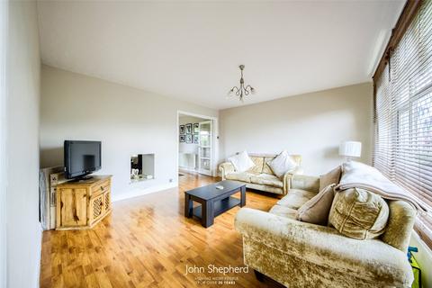 16 Fernhill Road, Solihull, B92 7RT
