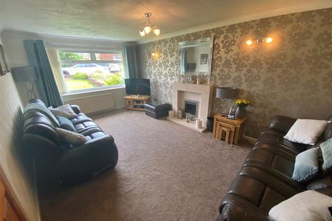 19 Arley Drive, Shaw, Oldham, OL2 8DY
