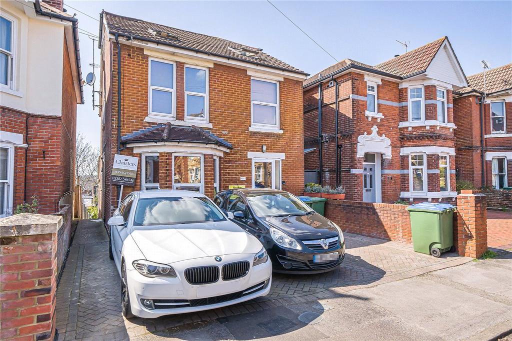 St. Catherines Road, Bitterne Park, Southampton, Hampshire, SO18 2 bed