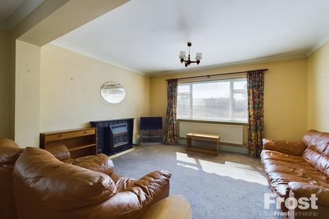 22 New Park Road, Ashford, TW15 1EG