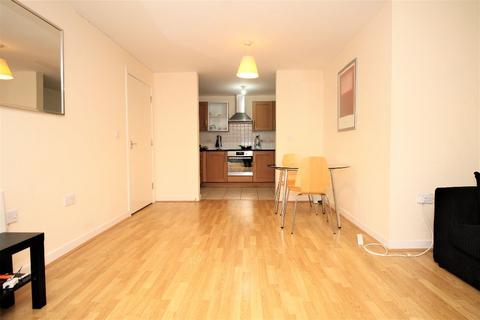 1 bedroom flat for sale, Sherwood Gardens, Isle Of Dogs, London E14