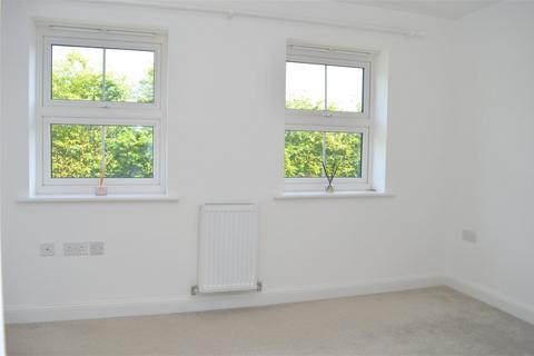 42 Carpenter Way, Tavistock, PL19 0FL