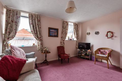 1 bedroom retirement property for sale, Ashridge Court,  Newbury,  RG14