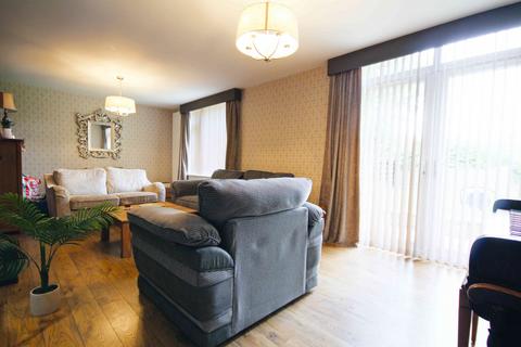 5 bedroom detached house for sale - Cross Bridles Lane, Chester Road, Hartford, Cheshire, CW8