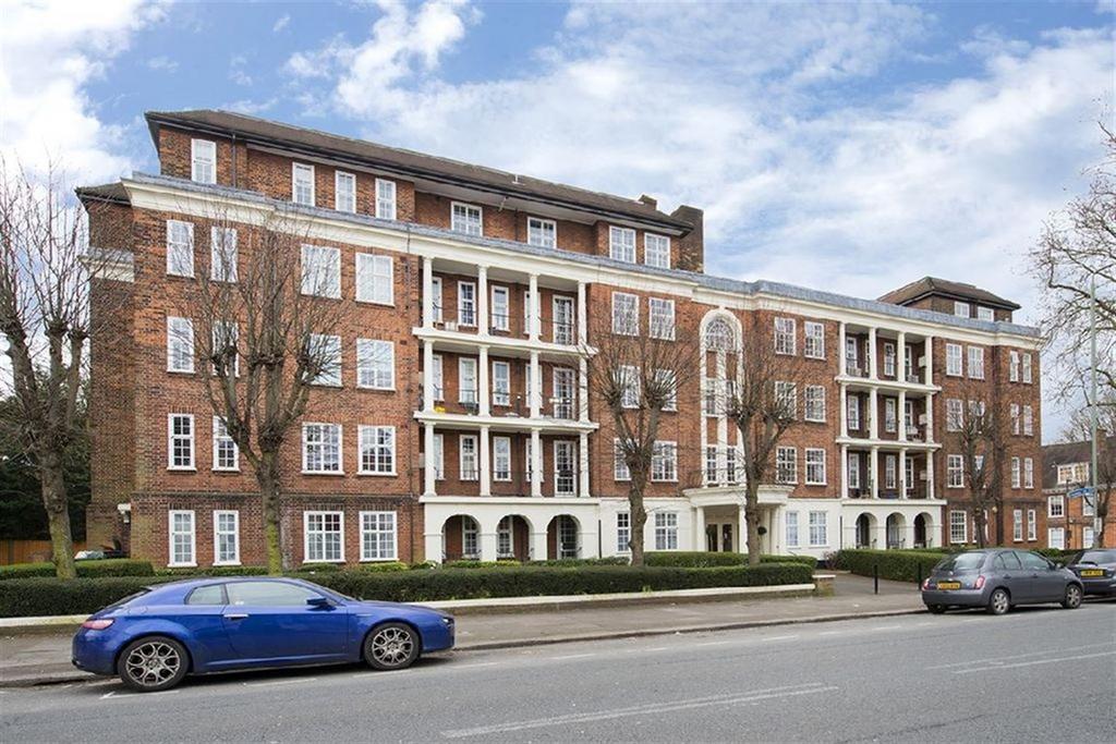 West Heath Court, North End Road, Golders Green, NW11 1 bed flat - £ ...