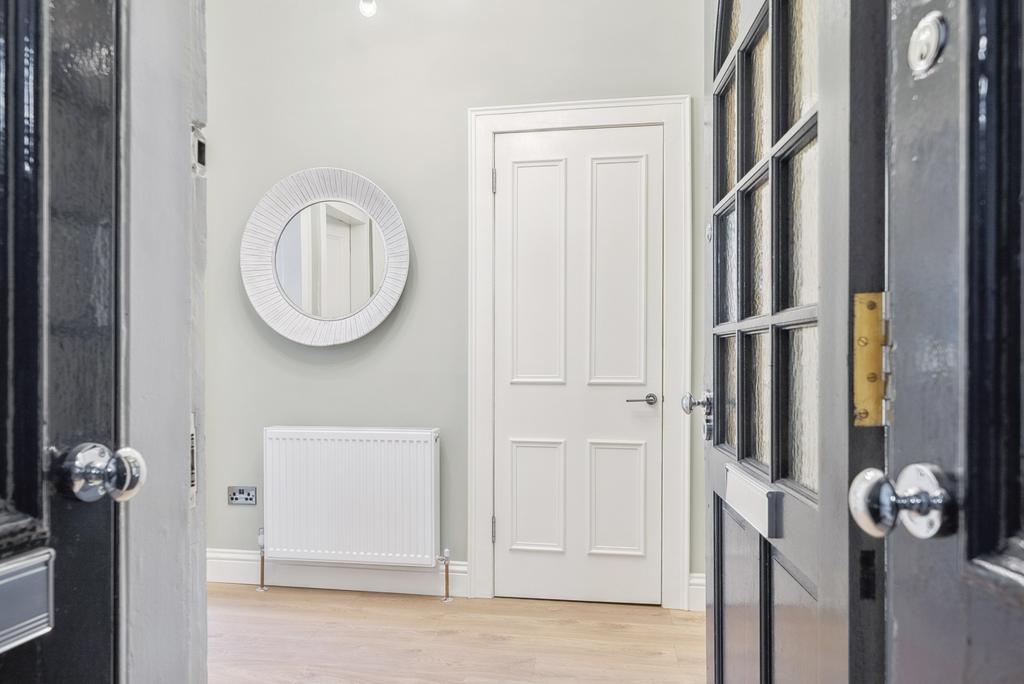 Somerville Drive, Flat 0/1, Mount Florida, Glasgow, G42 9BJ 2 bed