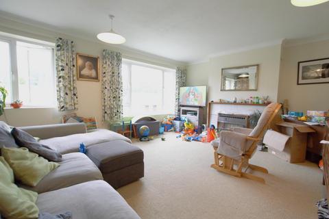 2 bedroom maisonette to rent, Charmouth Court, St Albans, AL1