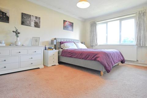 2 bedroom maisonette to rent, Charmouth Court, St Albans, AL1