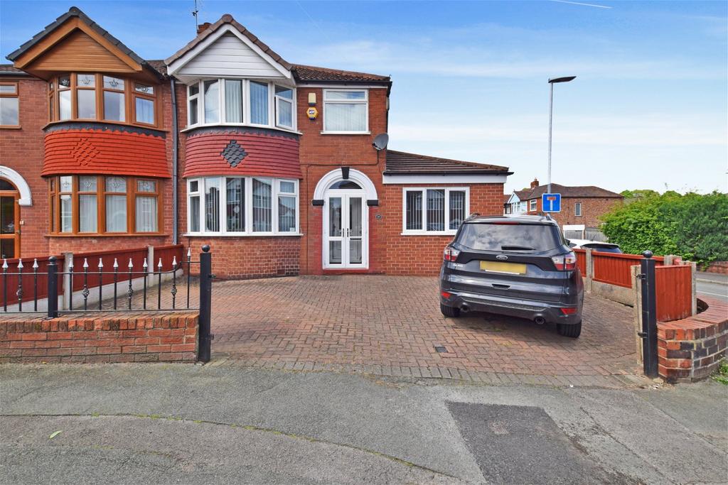 Langdale Road, Runcorn 4 bed semidetached house for sale £245,000