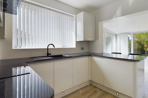 13 Albert Road, Rufford, Ormskirk, L40 1TU