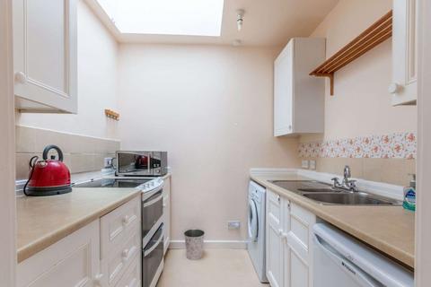 undefined, 1634L Haddon's Court, Edinburgh, EH8 9EL