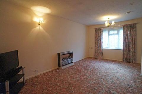 2 bedroom flat for sale - Riverside Court, 1 Chelwood Close, Chingford, London, E4 7UN