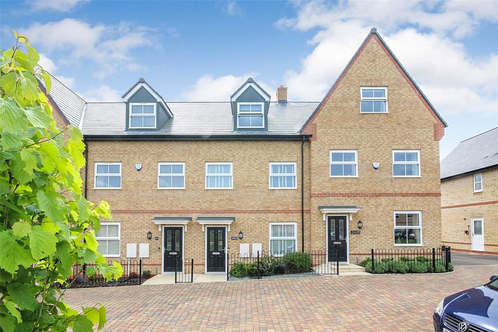 Poppy Drive, Ampthill, Bedfordshire, MK45 3 bed terraced house for sale