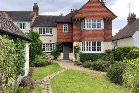 4 bedroom detached house to rent, Christchurch Crescent, Radlett, Hertfordshire, WD7