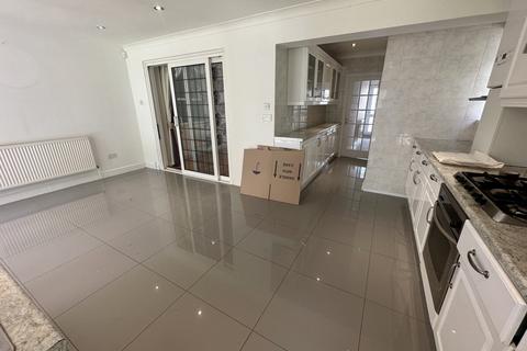 3 bedroom semi-detached house to rent, Orchard Avenue, Feltham, Greater London, TW14