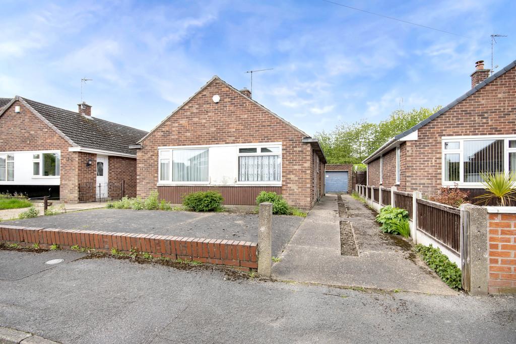 Galway Crescent, Retford 2 bed detached bungalow £160,000