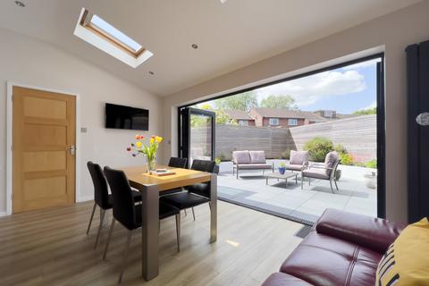 127 Corn Mill Crescent, Exeter, EX2 8TN
