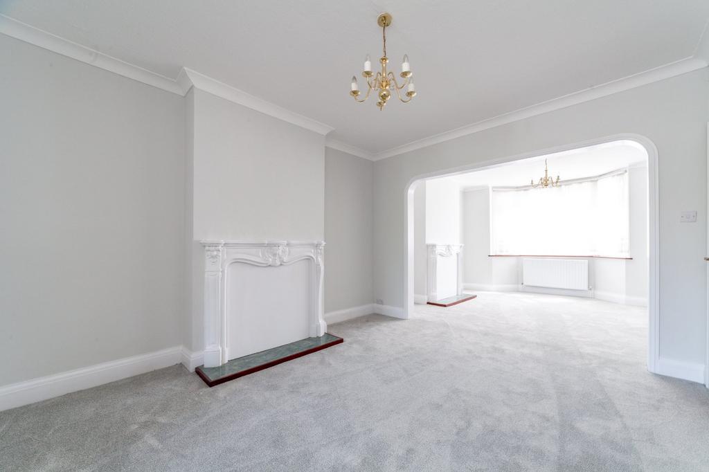 Merriman Road, Blackheath, London, SE3 3 bed semidetached house for