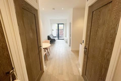 1 bedroom apartment to rent, Bath Road, Slough