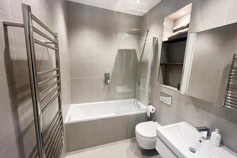 1 bedroom apartment to rent, Bath Road, Slough