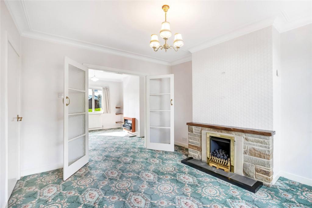 Leathley Crescent, Menston, Ilkley... 3 bed semidetached house for