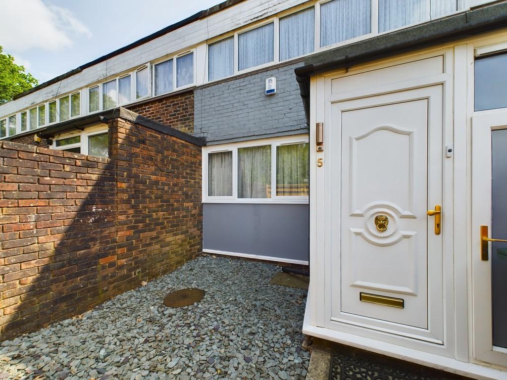 Sorrel Close, Crawley 3 bed terraced house for sale £280,000