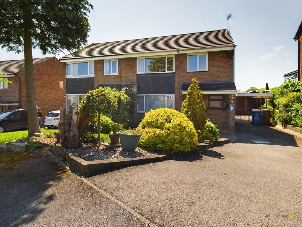 Vicarage Drive, Stramshall 3 bed semidetached house £275,000
