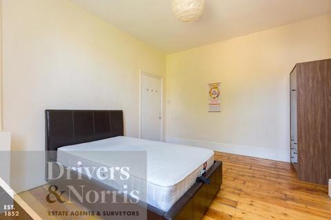 4 bedroom apartment to rent - Fairbridge Road, Archway , London, N19