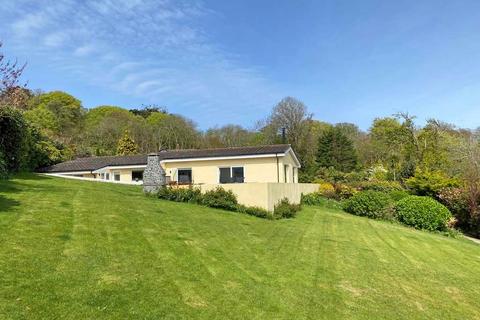 4 bedroom detached bungalow for sale - Porthpean - South Cornish coast, Cornwall