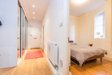 1 bedroom flat for sale, Clive Court, Maida Vale, London, W9