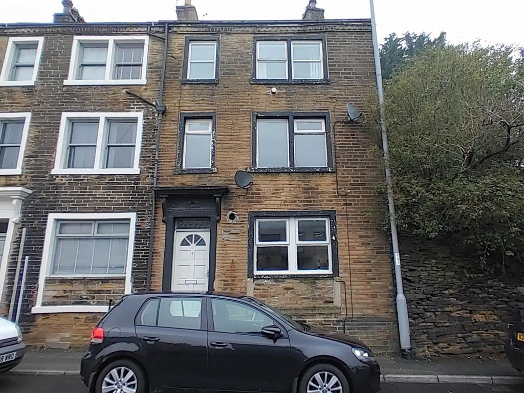 Thornton Road, Thornton 2 bed end of terrace house for sale £95,000