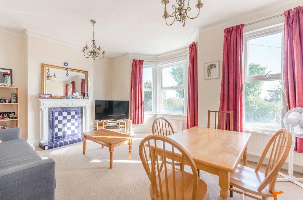 Alexandra Road, Wimbledon, London, SW19 1 bed flat £1,795 pcm (£414 pw)