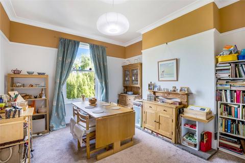 9 Ashburn Place, Ilkley, LS29 9NW