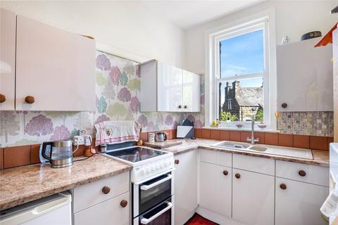9 Ashburn Place, Ilkley, LS29 9NW