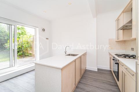 3 bedroom ground floor flat to rent, Cromwell Place, Highgate, London